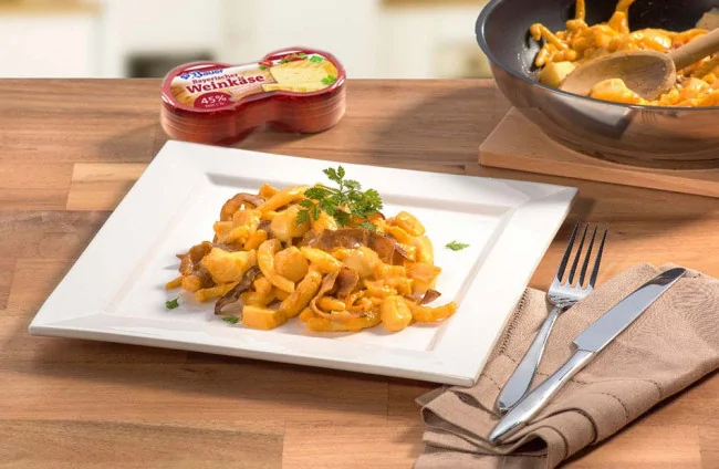 bauer natur rezepte schinken kaesespaetzle verfeinert mit weinkaese